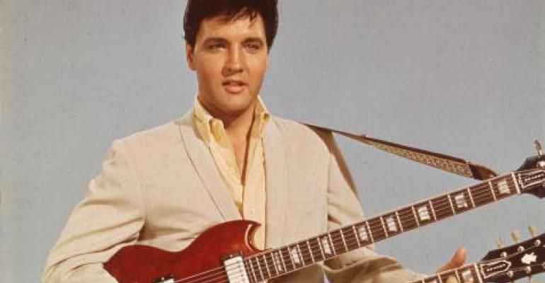 Contractor LIVE tweet media