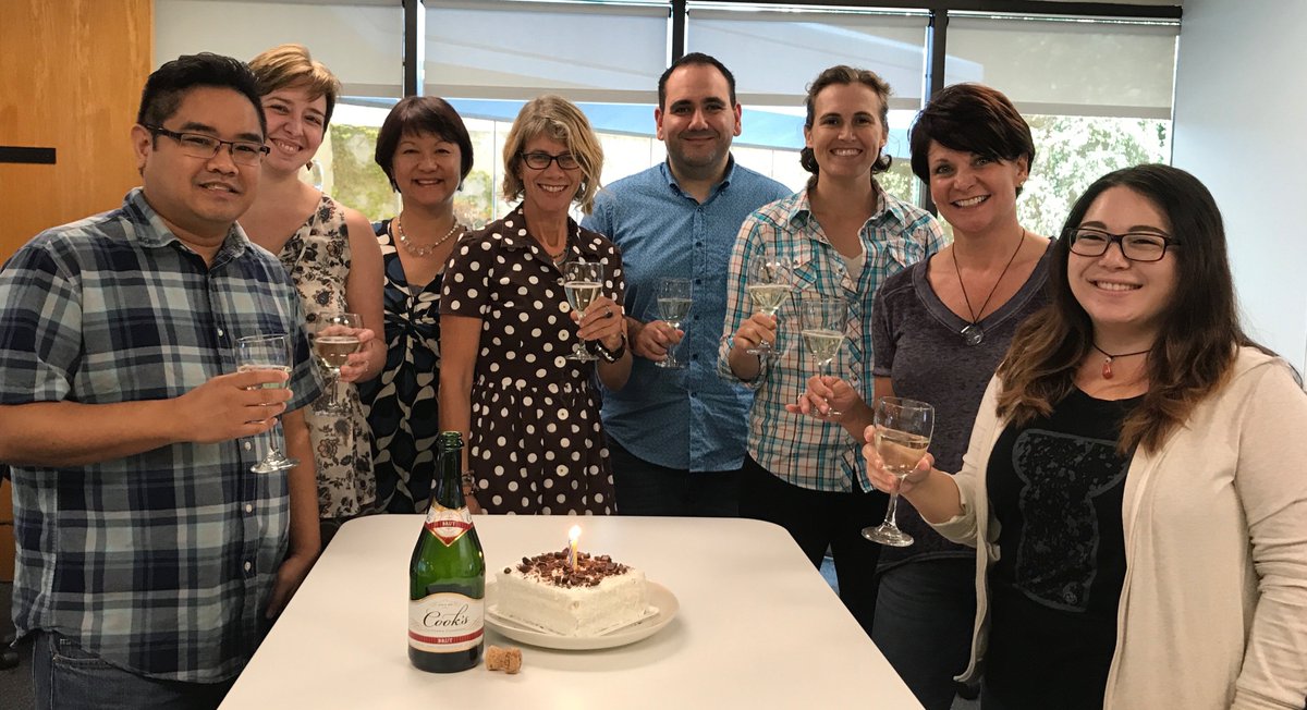 flashpoint_mktg's tweet image. Thanks to our wonderful clients, unstoppable CEO & amazing team members, we're celebrating 1 year at hubs.ly/H08F1ms0! #CHEERS! 🎉🎂🎊