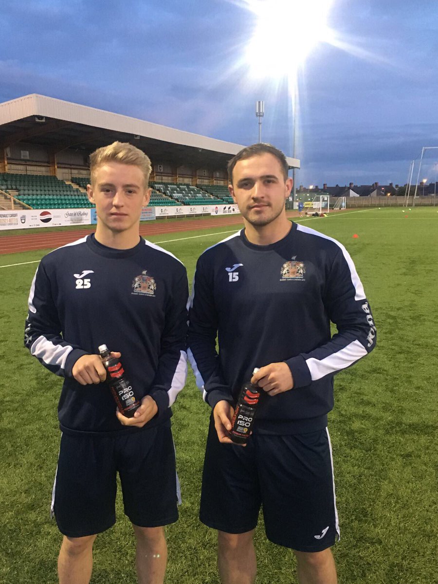 BarryTownUnited's tweet image. Big thanks to @ProAthleteSupps for the delivery of our products for the @WPL_Official season ahead 🙌🏼🔶🔷