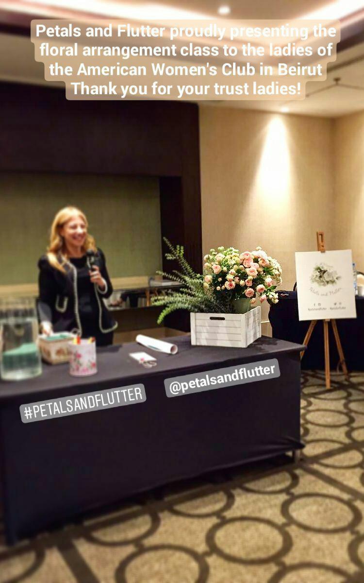 petalsnflutter's tweet photo. Petals and Flutter proudly presenting the #floralarrangementclass to the ladies of the American Women's Club in #Beirut
#petalsandflutter https://t.co/OqefnFjBLO