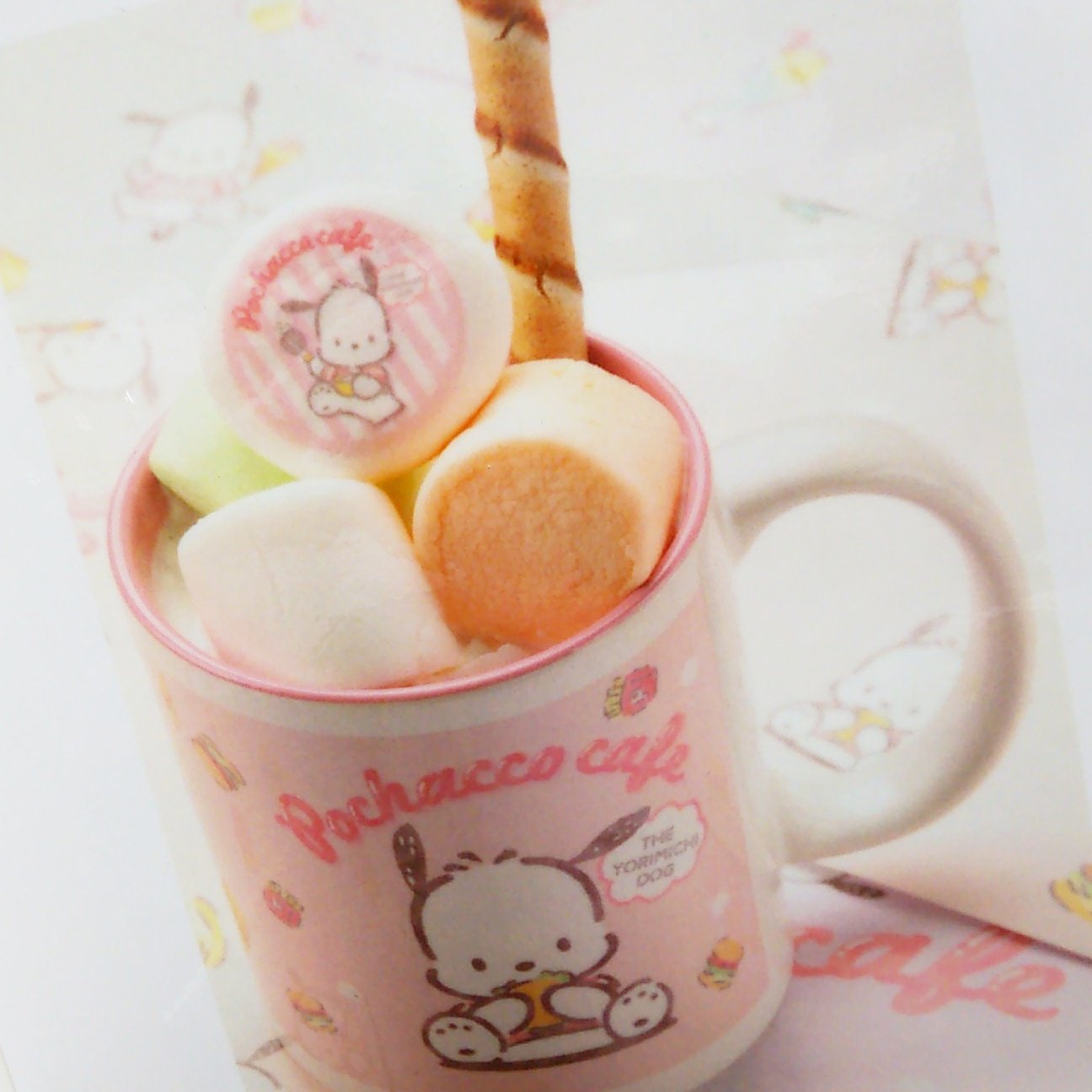 ポチャッコcafe メニュー紹介第８段 とろける甘さのふわふわマシュマロココア 寒い時にはやっぱり温かい飲み物だよね 僕は甘いもの大好きだからココアもふわふわマシュマロもだ いすき ココアを飲んで一緒に寒い日もぽかぽかあったまって乗り越え