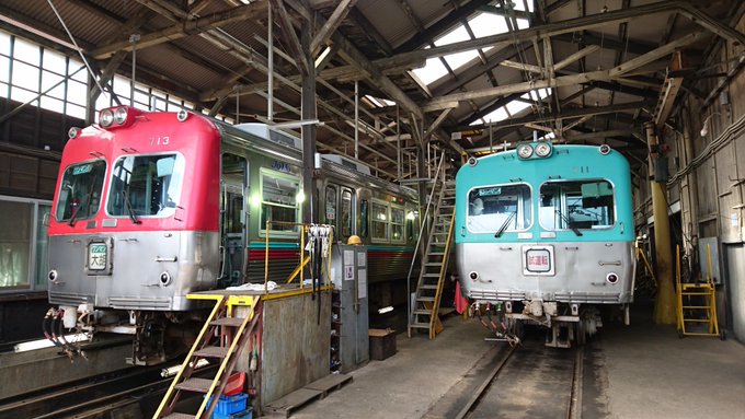 大胡電車庫、飛び入りで見学させてもらった。格好よかったー 