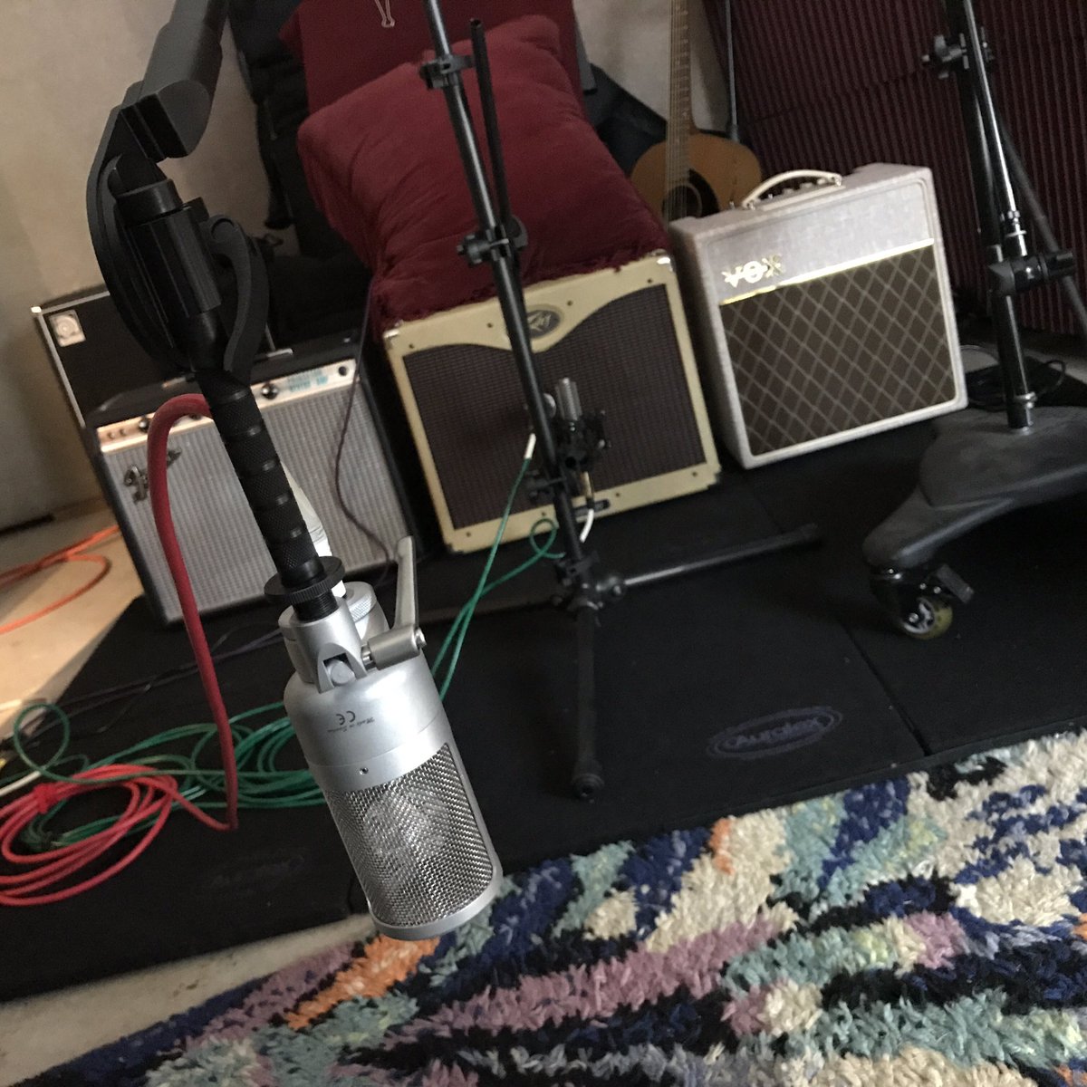 More guitar tracking. <a href="/TELEFUNKEN_Mics/">TELEFUNKEN Mics</a> M80, <a href="/royerlabs/">Royer Labs</a> R121, <a href="/MicEhrlund/">Ehrlund Microphones</a> EHRM all set up on a single <a href="/LatchLakeMusic/">Latch Lake Music</a> mic stand!