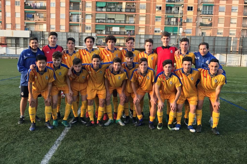 OFICIAL | El <a href="/CFLliria_/">CF Llíria OFICIAL</a> se medirá a las selecciones @FederacionFFCV Sub-16 y Sub-18 en un amistoso el miércoles 20 bit.ly/2h4YCdX
