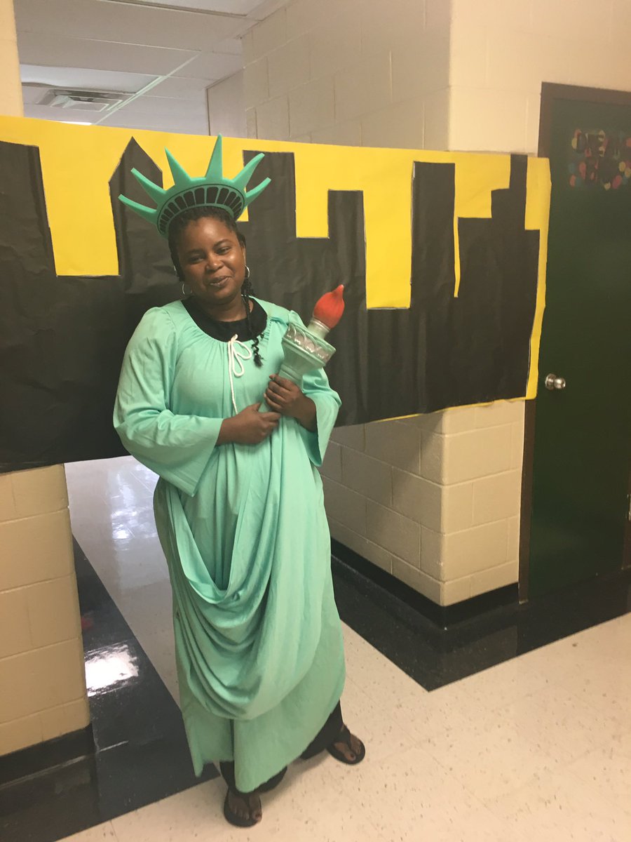 Danielle Peters tweet media