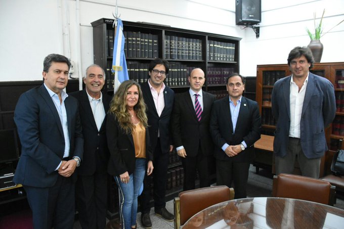 Ver imagen en Twitter Ver imagen en Twitter
