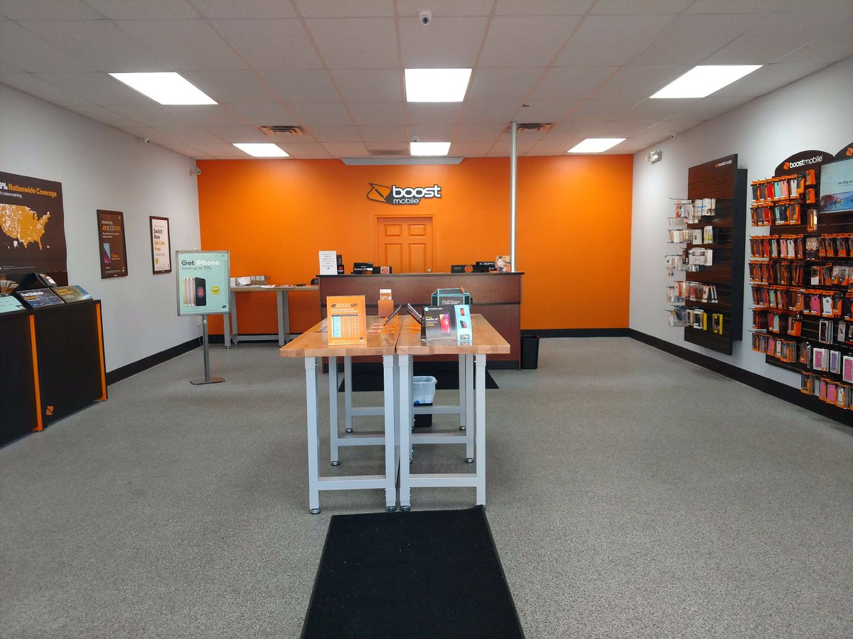 wb_reynolds's tweet image. Come check out our newly remodeled store @ 528 S. Reynolds Rd! Stop by &amp;amp; ask how to get our $50 unlimited
@SPGKimSchriner @PattyS_VIP