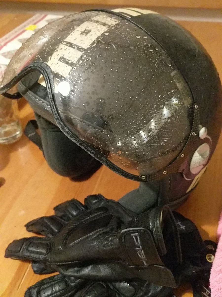 Andrés De Roux (@rouxandres) on Twitter photo 