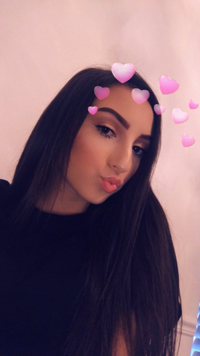 ItsAlexisSimone's tweet photo. little lovey lex https://t.co/NjFqrDjI3T