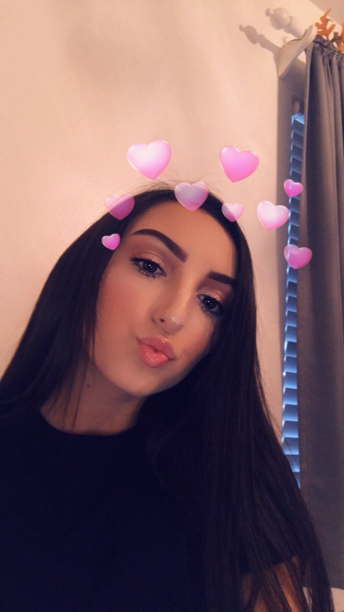ItsAlexisSimone's tweet photo. little lovey lex https://t.co/NjFqrDjI3T
