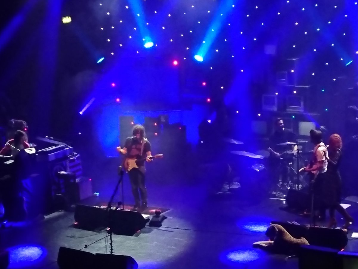 kevanio's tweet photo. @totally_tod @LTMahoney worth the journey to see you and @TheRyanAdams morph into the greatful dead at points, those jams! 👌#prisonertour https://t.co/m7IHSDVQfi