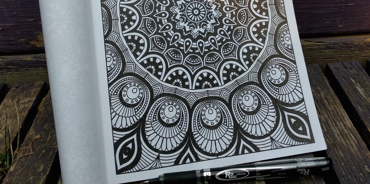GoGiraffeGo's tweet photo. For GGG's Meghan, creativity means questioning the expected: "I see a white page and I want to paint it black!" #NationalLiveCreativeDay https://t.co/1McPe1I957