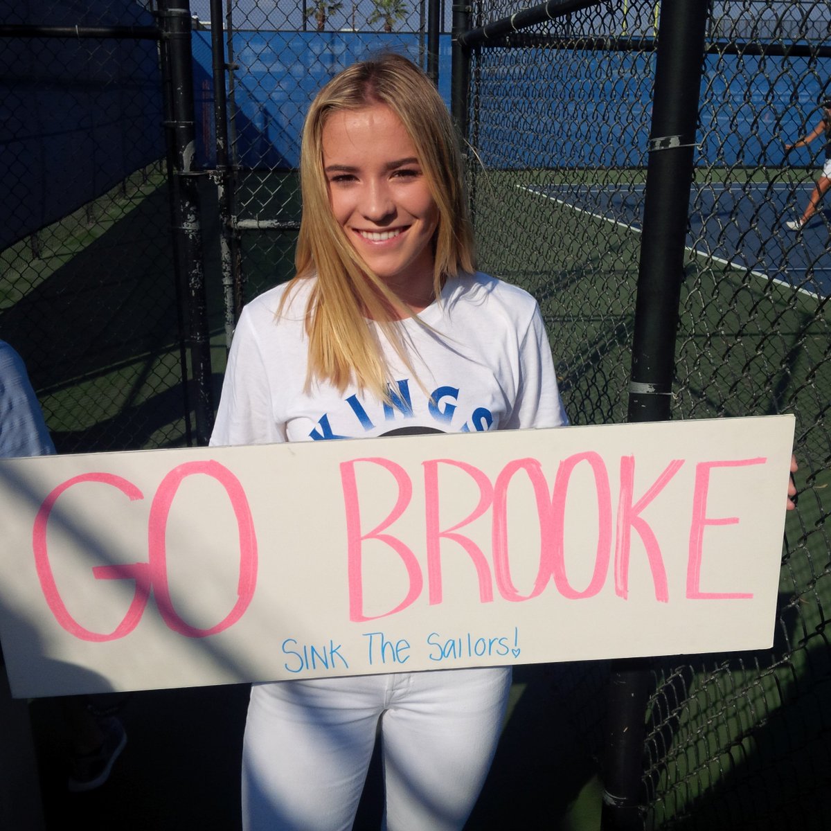 Good, spirited Battle of the Bay girls' tennis match. CdM's @katelbriggs came to support her friend <a href="/BrookeKenerson/">brooke kenerson</a>
