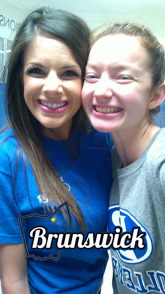 senoritaklaus's tweet photo. YEAH girls!!! Go Big Blue!!! 💙 #TeacherAppreciation #BrunswickPRIDE https://t.co/tYQpTYa2I6