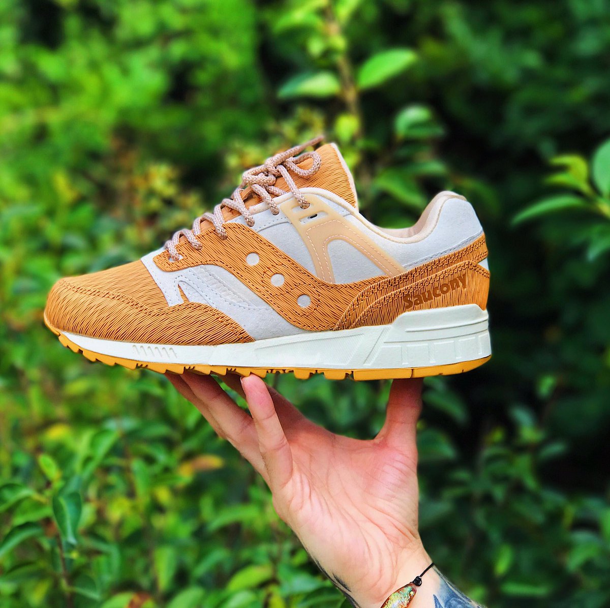 PRIVEILifeStyle's tweet photo. Saucony Originals "Woodburn" pack available now instore or online ! 🔥https://t.co/KJ0NIBiaXX 🔥#ORIGINATORSONLY #priveiday https://t.co/ZRvQbPqOaf