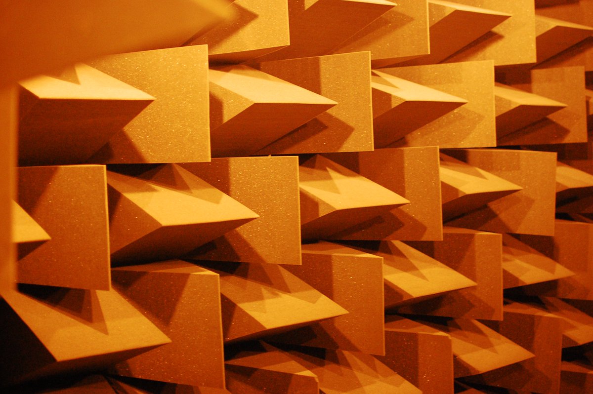 IMPworkshop's tweet photo. #WIMP2017 demo in @SalfordAcoustic anechoic chamber. @bfazenda explains how the triangular foam attenuates sounds. Quietest room in world? https://t.co/vw8qbhf6wW