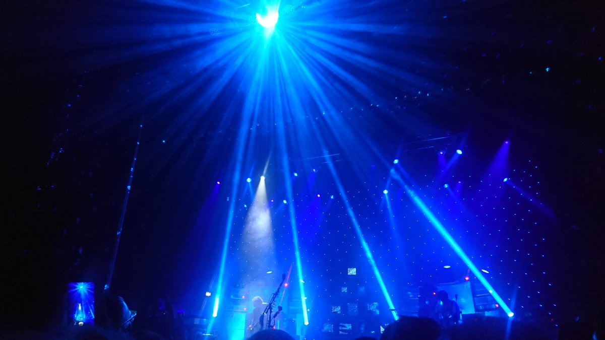 hartejack's tweet photo. Cracking set by @TheRyanAdams at the @O2ApolloManc tonight. 'Rockiest' I've seen yet - great opening handful, in particular. #SadandLoud https://t.co/zhvX1uQmJ1