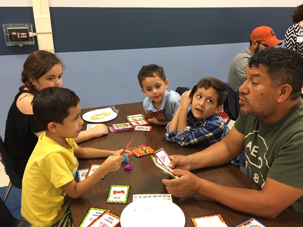 InfanteDeLeon's tweet photo. Family Game Night at Leon Valley! Making our families part of our school community! @NISDLeonValley @NISD #NISDInspired https://t.co/bZzOPlp3jQ