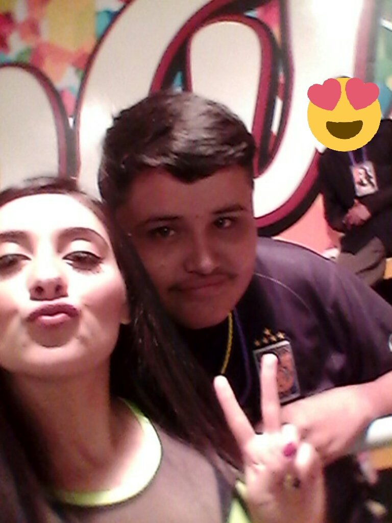 LuisSanchez8715's tweet photo. Tkm @_Cinthhya eres la mejor de todas y tendrás mi apoyo en las buenas y malas @UvifansOff https://t.co/8zjlHIvD1h