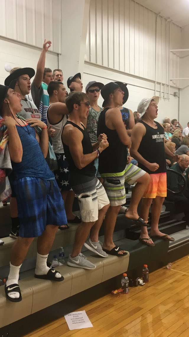HDstudentsect_'s tweet photo. @behmer88 no sand on the floor, only jaguar kills! #smackit https://t.co/6qmkzuSWbc