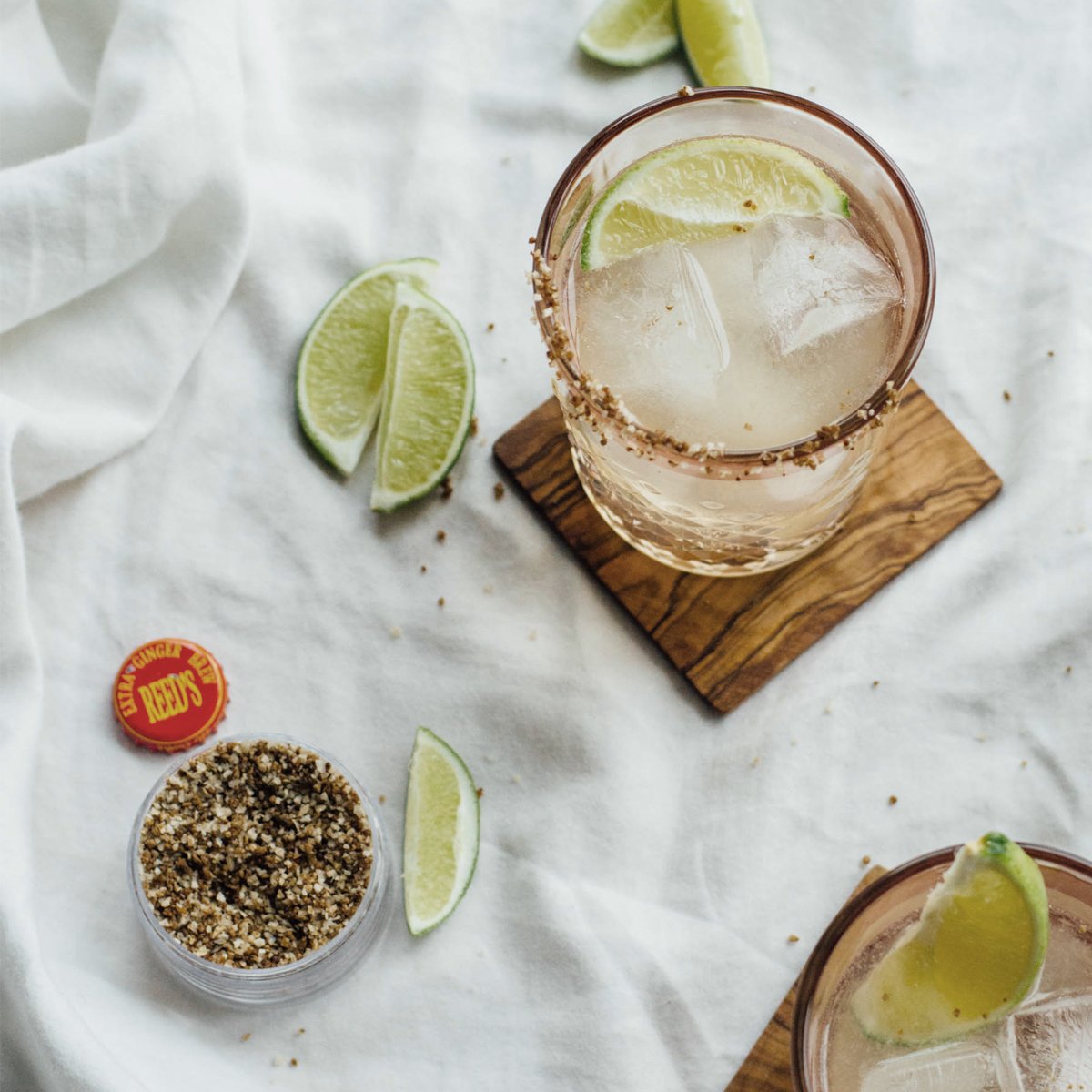 iglumx's tweet photo. ¡Bienvenidos a otro #juevesdecocteles! No esperes más y prepárate un rico coctel Honey&amp;Smoke. #HieloIglú #ElToquePerfecto #ConIglúSíMeSabe https://t.co/FjpNkJSgNB