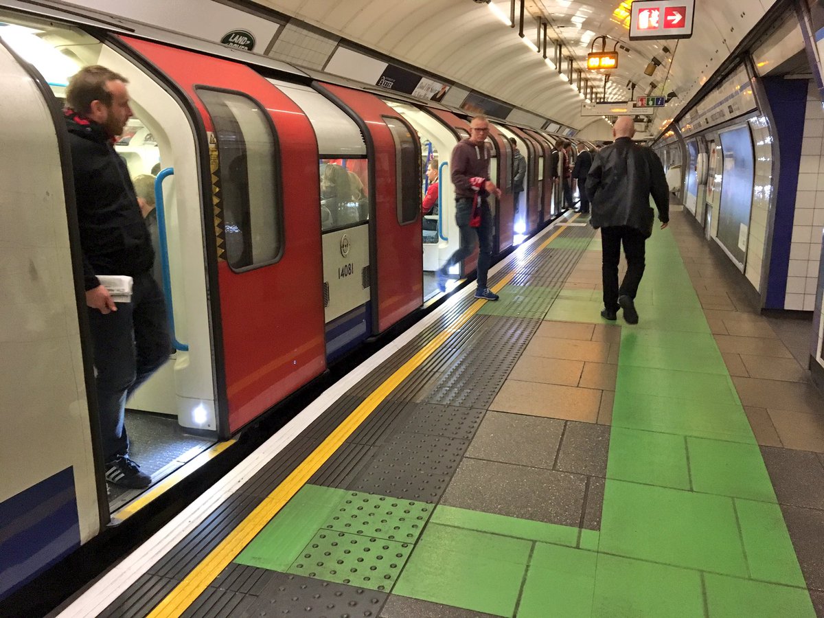 ヴィクトリア線 Victoria line JapaneseClass.jp