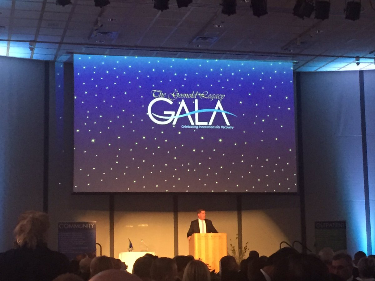 meaney11_john's tweet photo. Mayor Walsh receives Community Leadership Award at The Gosnold Legacy Gala https://t.co/TrDRVmCtOO