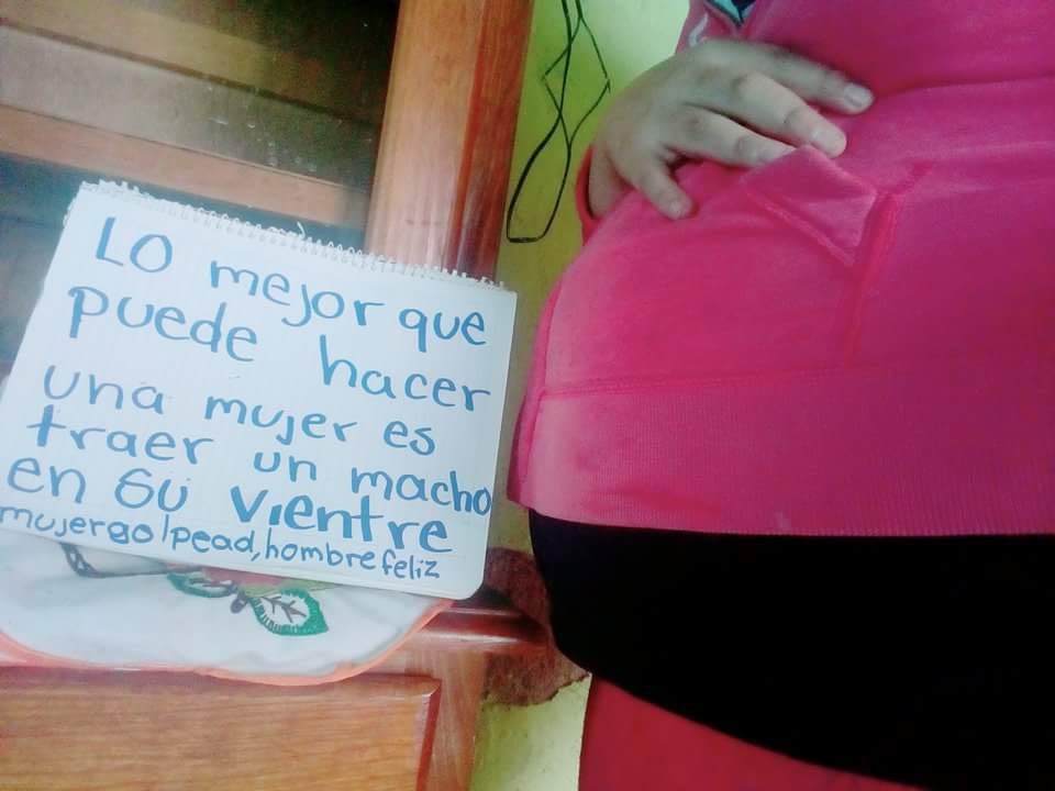 Dayafloreslh's tweet photo. #MujerGolpeadaHombreFeliz https://t.co/KVMD0jd10y