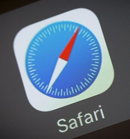 b00k1's tweet photo. After years of incompetence, Ad Industry lambasts Apple for daring to help Consumers have choice https://t.co/aFieeeAqiY https://t.co/gYkdhRYIhg