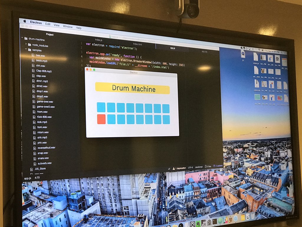 gautam's tweet image. Drum Machine! 🥁