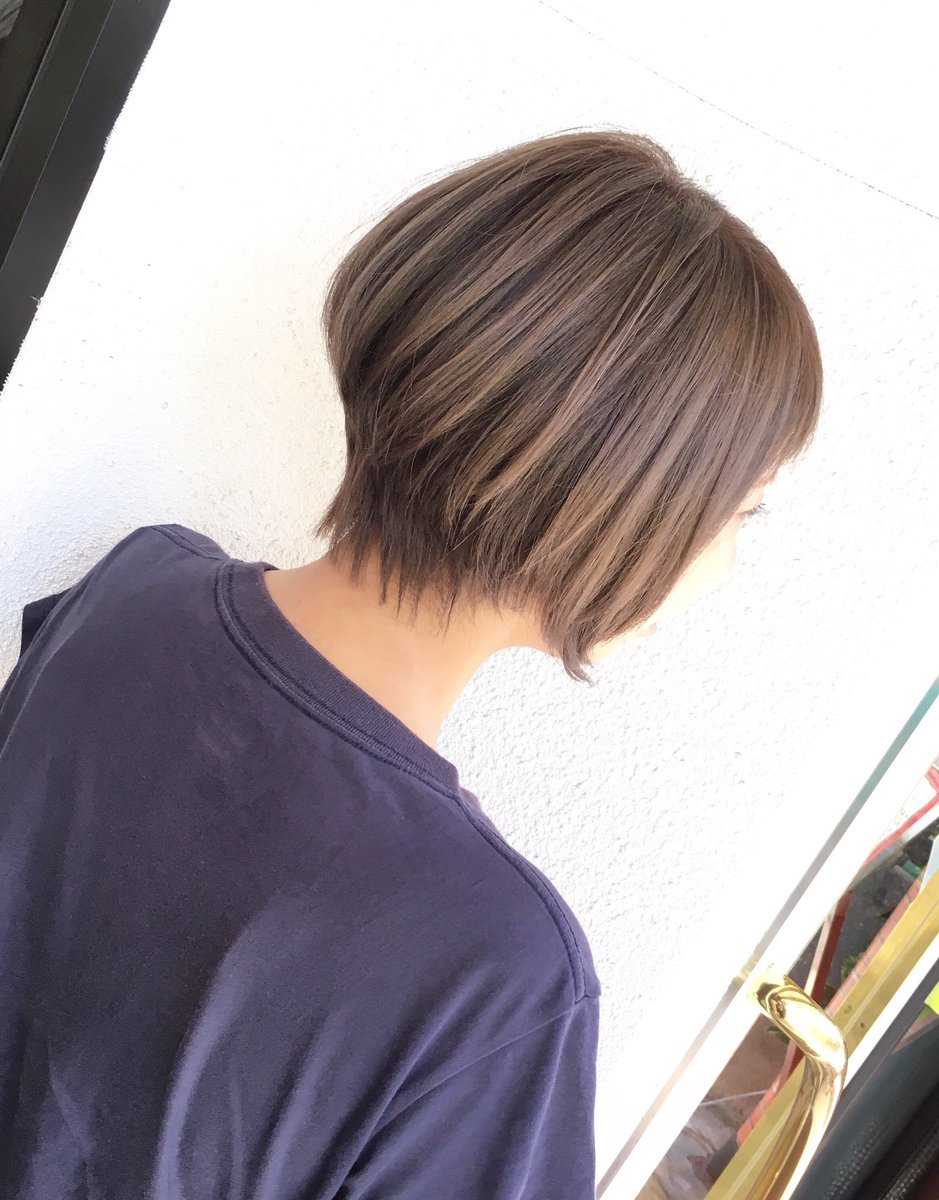 amappecom's tweet photo. 【ラベンダーアッシュ】

ブリーチベースのラベンダーアッシュ(^^)

秋にもオススメのカラーです( ͡° ͜ʖ ͡°)

#カラー
#ヘアカラー
#ラベンダーアッシュ
#ラベンダー
#アッシュ
#ブリーチ
#ダブルカラー
#塚本
#十三
#尼崎
#塚口 https://t.co/5Oju1rQfeL