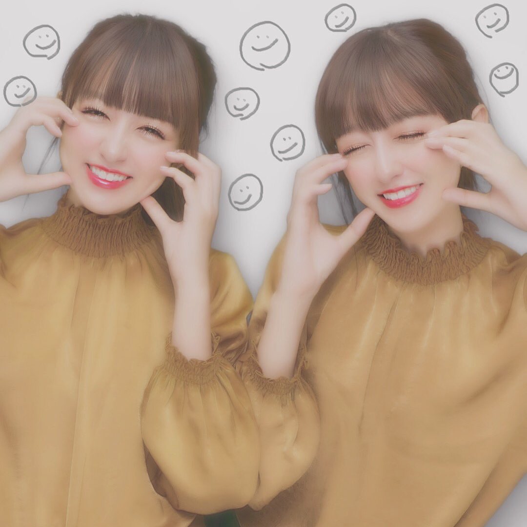 何この落書き（笑）りかがしてた😂
#プリクラ #りかりこ