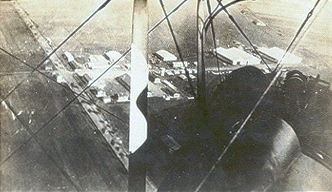 #JamieMann reflects on #WW1 #news #OTD #poetry #onthisday Mon 06-08-1917 #Poem ~ Fighting Above The Mud worldwaroneblogger.blogspot.co.uk/2017/08/poem-f…