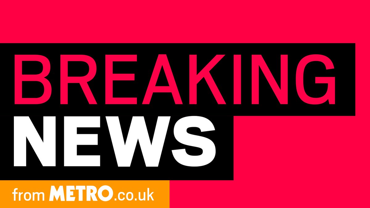 Explosion on Tube train at Parsons Green sparks panic on District Line trib.al/n2AolBh