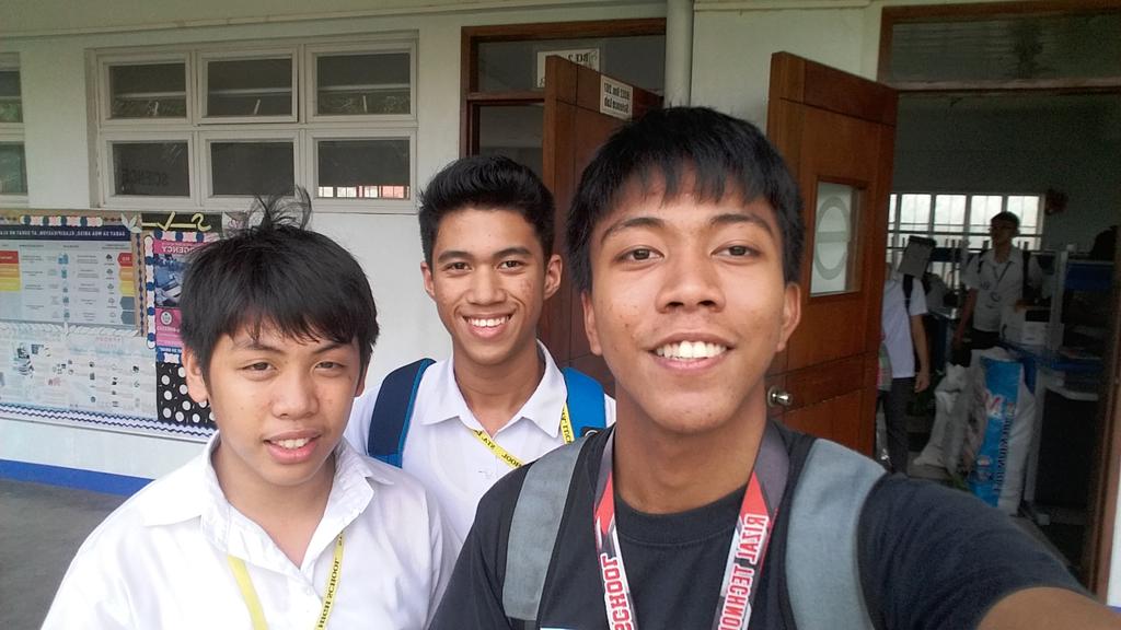 behindtheSeaaan's tweet photo. Worth it pagpunta ko :) #discipleshipneverstops https://t.co/8oEsjDQs9D