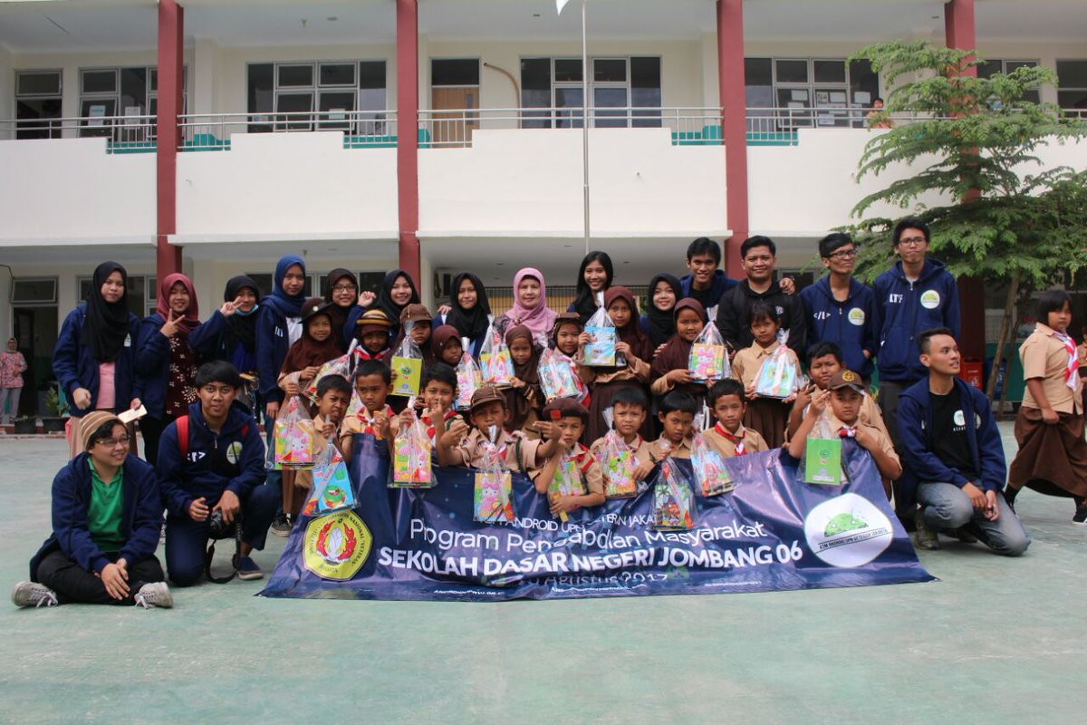 AndroidUpnvj's tweet image. Kegiatan abdimas KSM Android UPNVJ di SD NEGERI Jombang 6