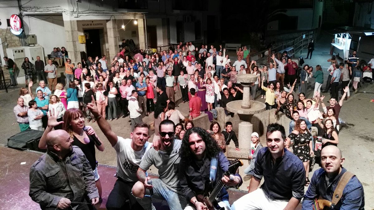 Hace un rato en #GuijoDeGalisteo (Cáceres). Tremendos!! #NonStop #Tour2017