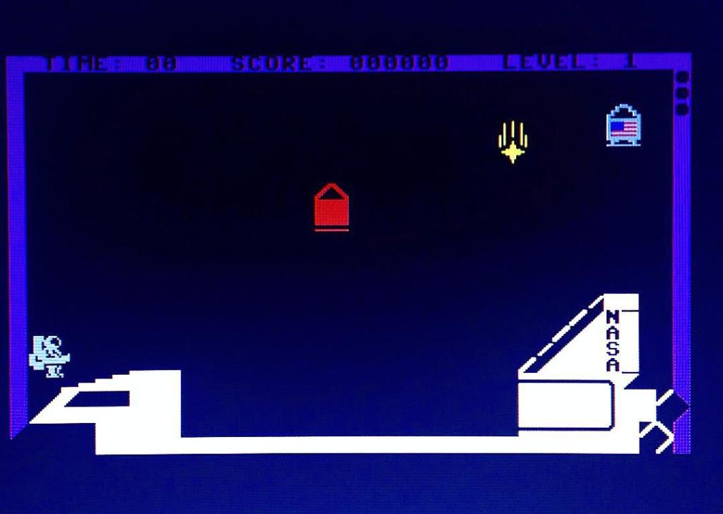 retrotechinfo's tweet photo. #killersatellite #personalcomputergames #1984 #c64 #c64games #commodore64 #nasa … https://t.co/hPJ2kVgytA https://t.co/9qEU0rn70q