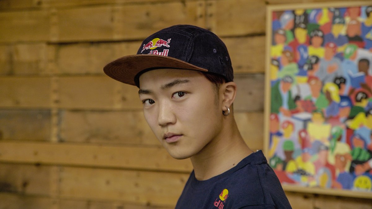 Kenichi Sato この度 正式にレッドブルと契約しレッドブルアスリートになりました Redbulljapan Redbull これからも応援よろしくお願いします Redbull レッドブル Giveyouwings 翼をさずける Parkour パルクール T Co 1ljx8sl8ts