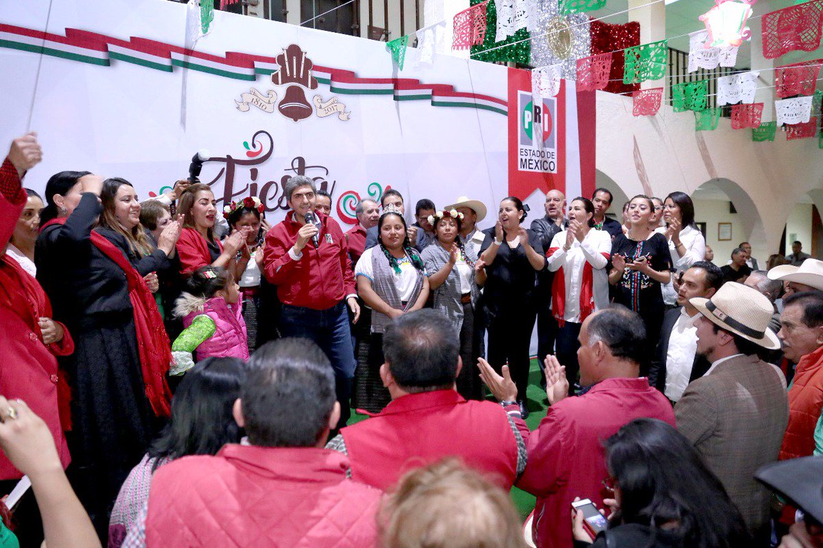 ErnestoNemer's tweet photo. Con @alfredodelmazo nos esperan seis años de progreso, desarrollo y de trabajo para mejorar la calidad de vida de los mexiquenses. https://t.co/tN79FlPYsi