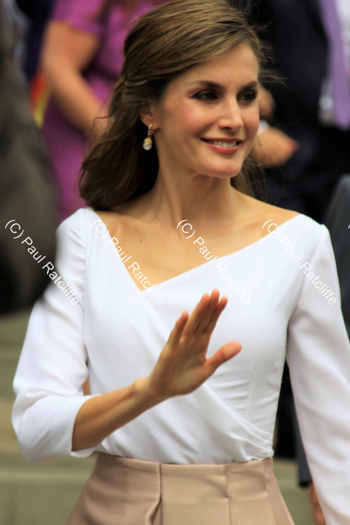 Happy 45th Birthday to HM Queen Letizia of Spain. Born in 1972. 