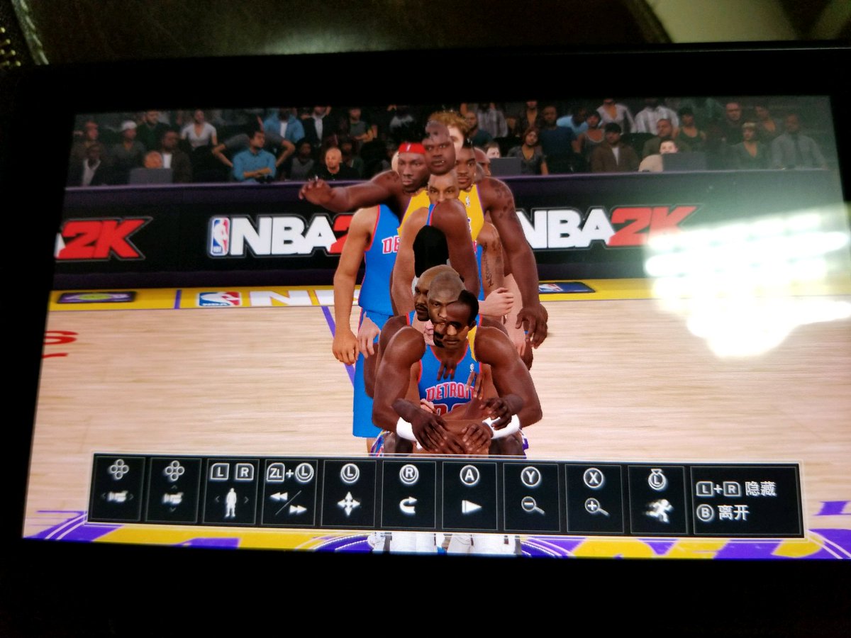 ken5457ken's tweet photo. BUG!!!😂😂😂
NBA2K18 on nintendo switch!!!

@Ronnie2K https://t.co/WrRMTNRL6Z