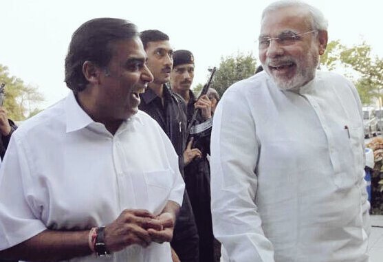 geetv79's tweet image. Who are the Only Ones Laughing❓
#ModiFuelLoot
#FuelLootSarkar