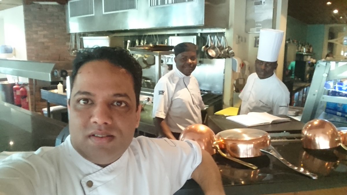 miTprTaPsIngH's tweet photo. Happy morning at VRK #chefs #italico #lucca #kempinski #nairobi  #pizzapasta https://t.co/1IUhLgt3Ey