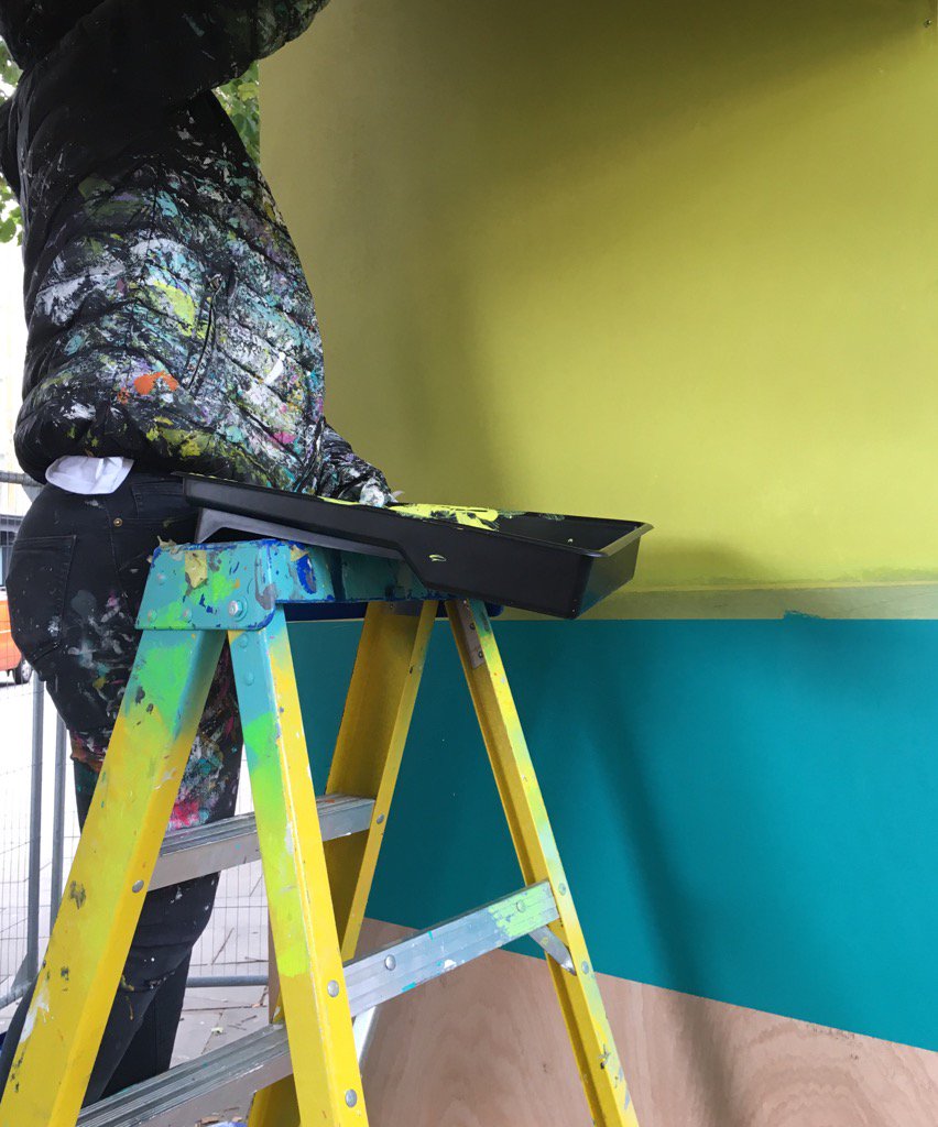 anna_rank's tweet photo. It's messy work creating perfectly straight lines. @artbelieve amazing artwork @HASSELL_Studio @L_D_F installation https://t.co/weUlS2Rj3v