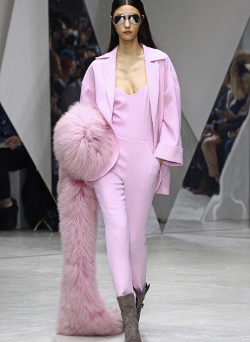 MsTosciMarie's tweet photo. Fav pink Rihanna outfit. When she wore #PascalMillet jumpsuit. https://t.co/z490gXT5Oi
