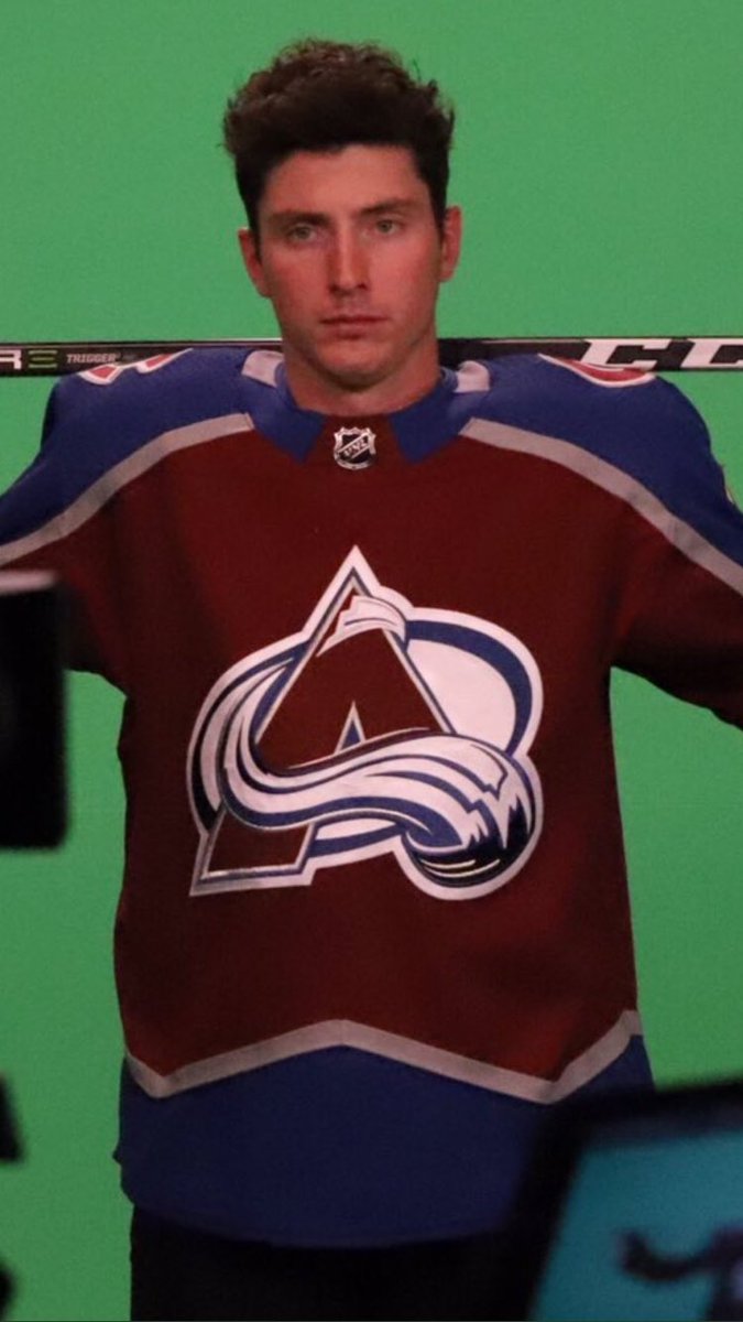 predspride's tweet photo. The "I just wanna be in Nashville" pose https://t.co/eJhJkh8HTM