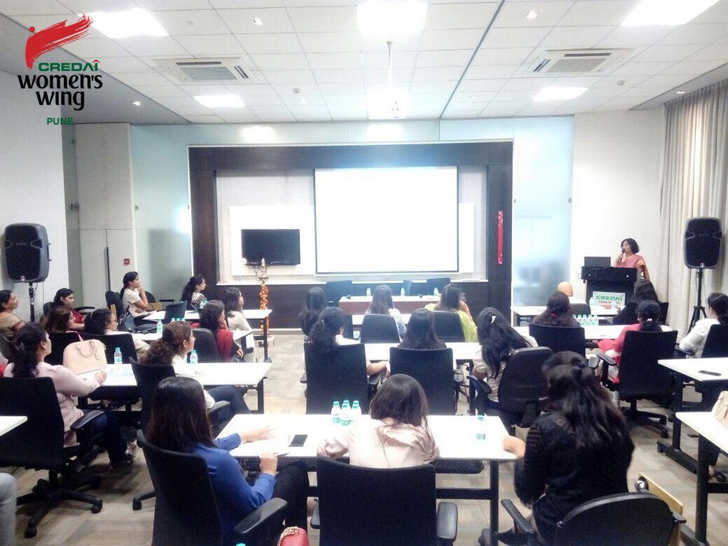 CREDAI_WW's tweet photo. Pune Women's Wing Incubation Session on #LifeCycleOfRealEstate by Mrs. Shubhangi Manjrekar, attended by 65 members. https://t.co/5dPe2p165X