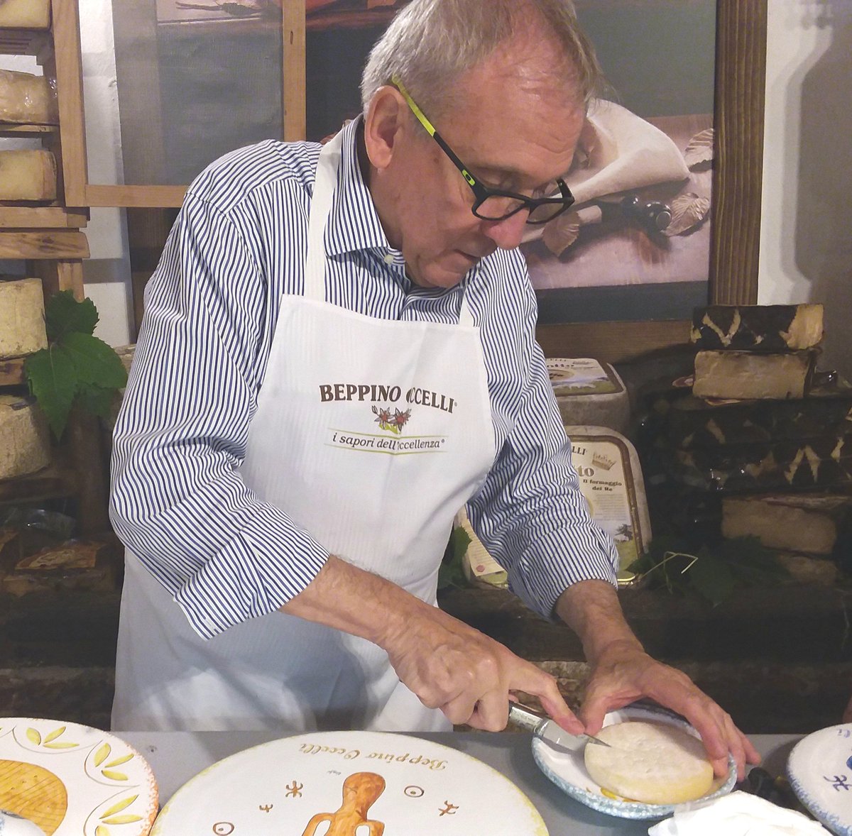 Live from #Cheese2017 Beppino Occelli e la sua Tuma di Langa con latte crudo di pecora #casaoccelli