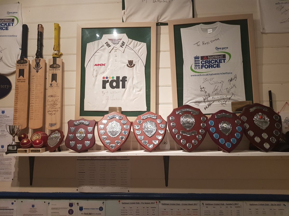 HailshamCC's tweet photo. Sign of a successful 2017 season. #proud #fullshelf https://t.co/xRit9fDwQ1